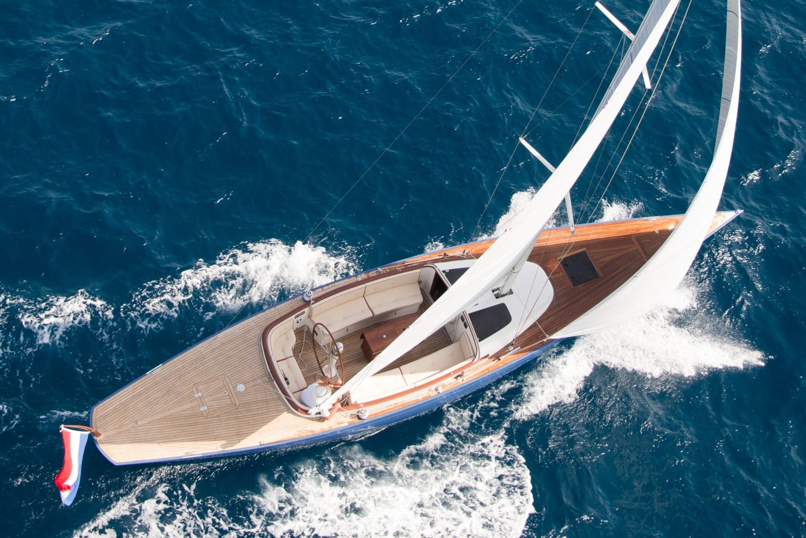 Center Cockpit Sailboats