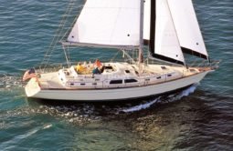 Island Packet Yachts IP 525