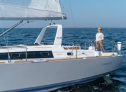 Beneteau Oceanis 38