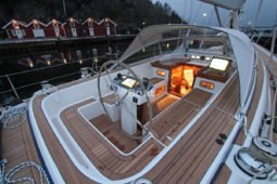 Hallberg-Rassy 55