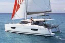 Fountaine Pajot Lucia 40