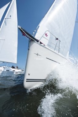 Bavaria Cruiser 41 Style