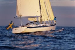 Hallberg-Rassy 54