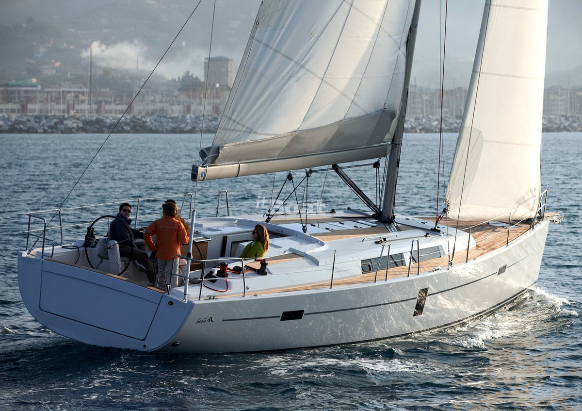 Hanse 445