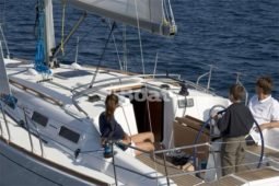 Dufour 325 Grand Large