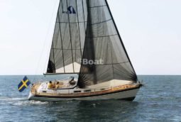 Hallberg-Rassy 37