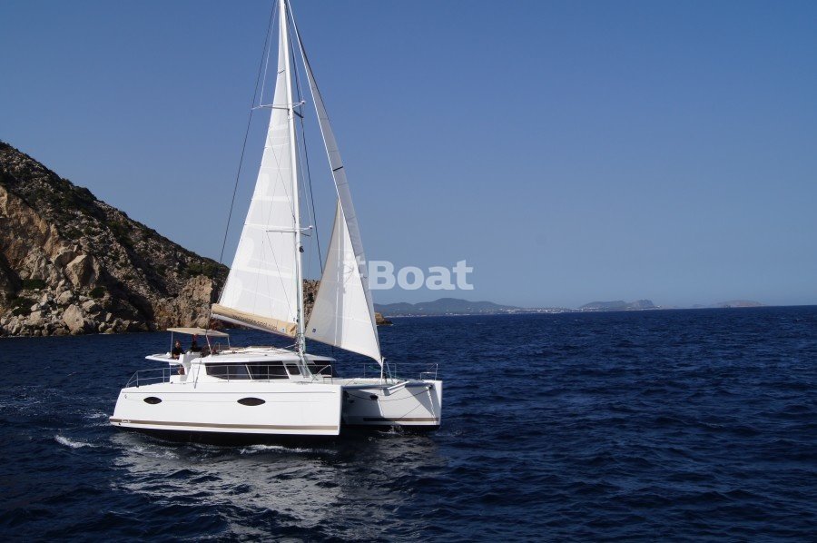 Fountaine Pajot 44 Helia