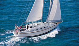 Island Packet Yachts IP370