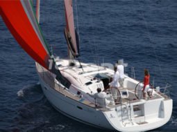 Beneteau Oceanis 43