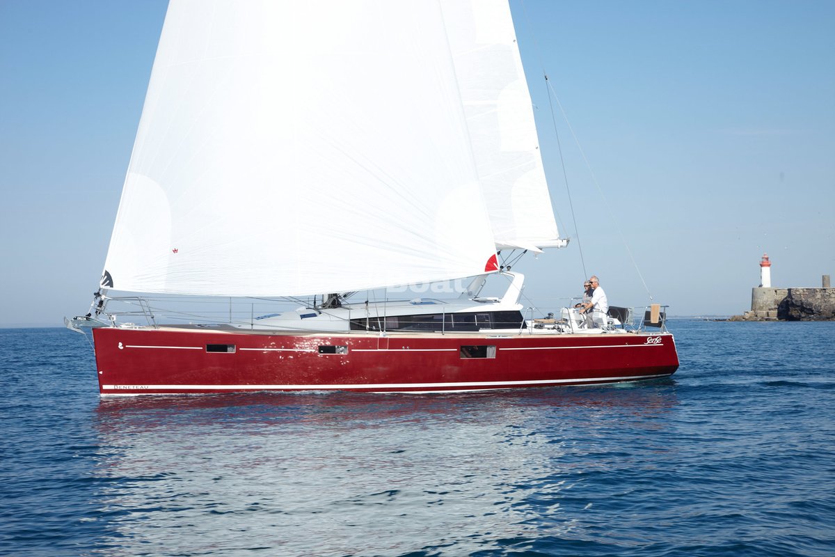 Beneteau Sense 43