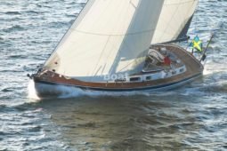 Hallberg-Rassy 48