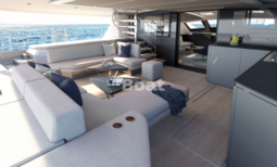 Privilege Signature 750