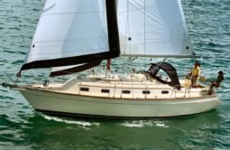 Island Packet Yachts IP 379