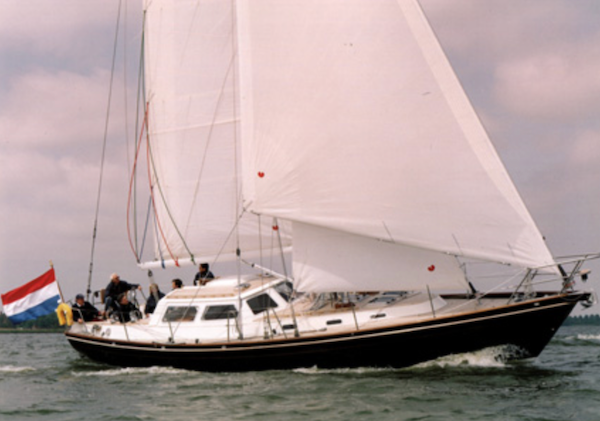 Victoire 1270 Decksaloon