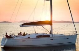 Beneteau 43