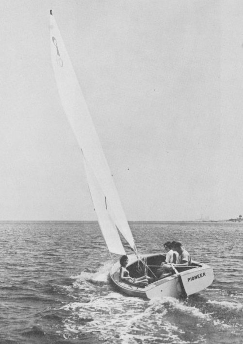 Pioneer 17 (Sailstar)